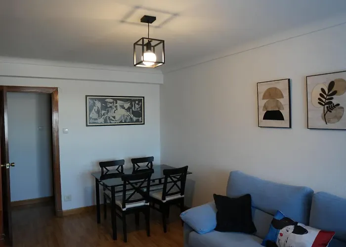 En La Romareda A 10 Min Del Centro En Tranvia - Alfonso * 사라고사